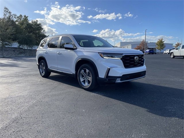 New 2025 Honda Pilot EX-L image 2