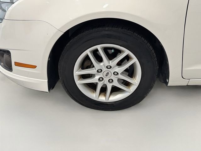 Used 2012 Ford Fusion S FWD image 21