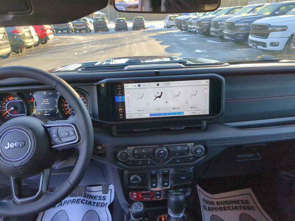 Used 2026 Jeep Wrangler Rubicon image 12