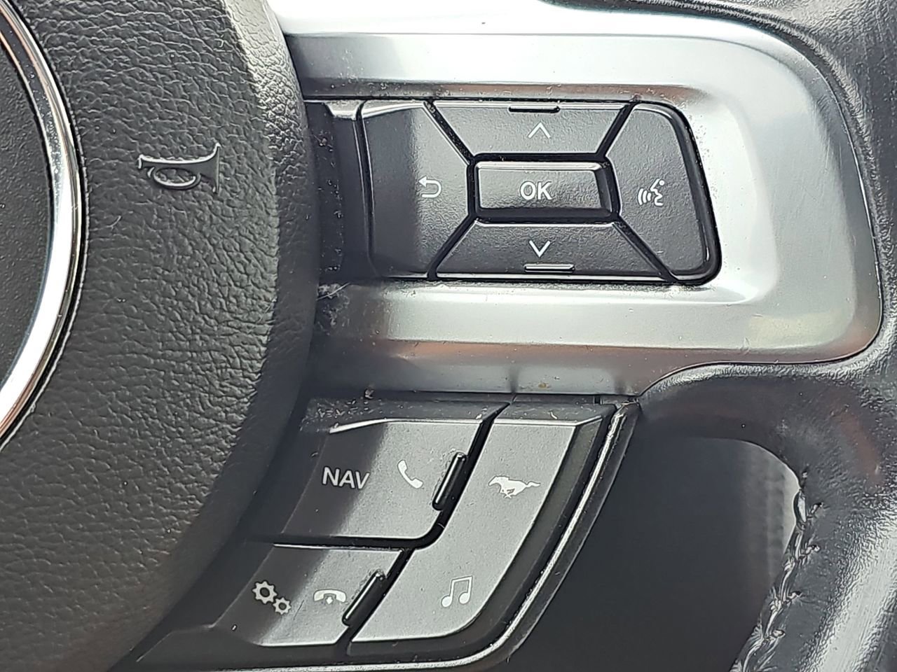 Used 2018 Ford Mustang Premium w/ Equipment Group 201A RWD image 20