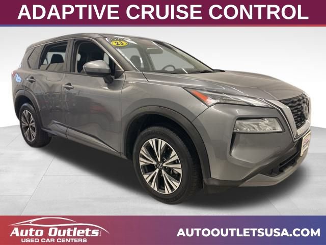 Used 2023 Nissan Rogue SV image 1