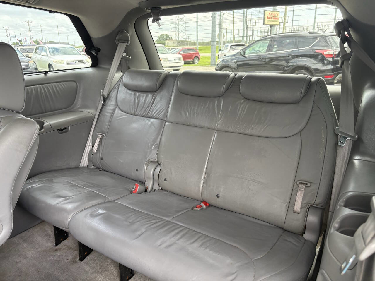 Used 2010 Toyota Sienna image 11