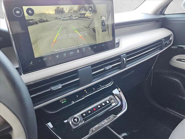 New 2026 Lincoln Corsair Premiere image 12