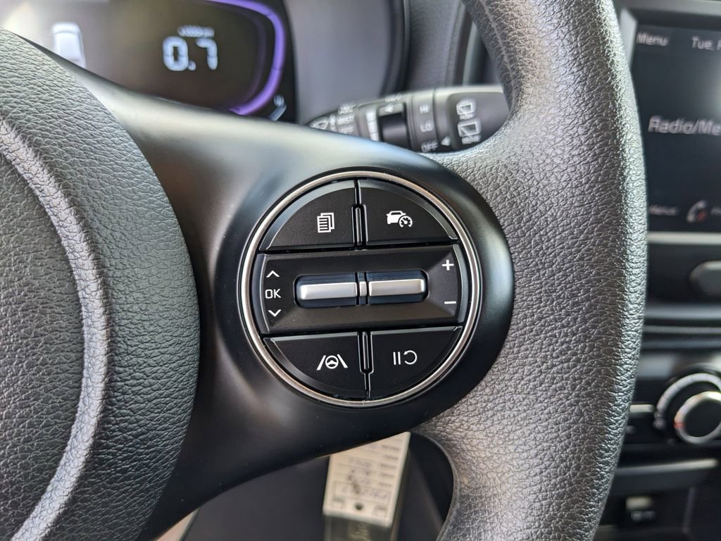 Certified 2025 Kia Soul LX image 33