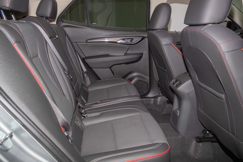 Used 2023 Buick Envision Essence w/ Sport Touring Package AWD/4WD image 14