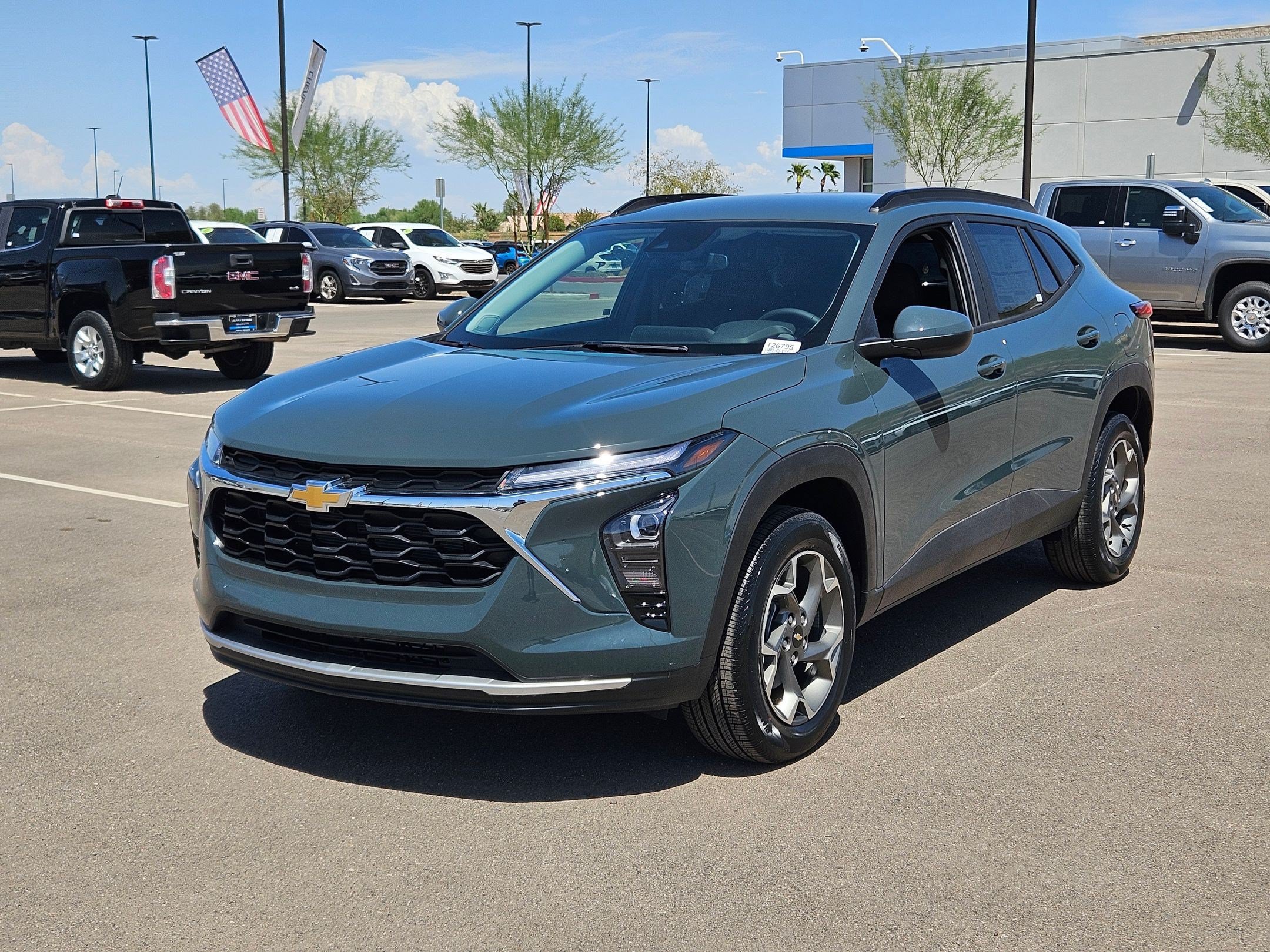 New 2026 Chevrolet Trax LT w/ LT Convenience Package FWD image 15
