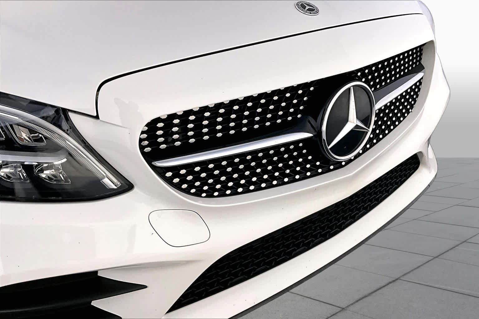 Used 2022 Mercedes-Benz C 300 4MATIC Coupe image 32