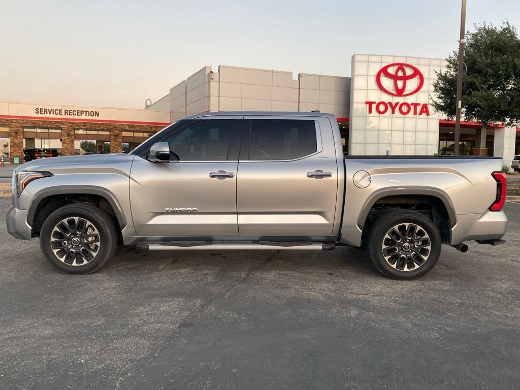 Used 2023 Toyota Tundra Limited AWD/4WD image 8