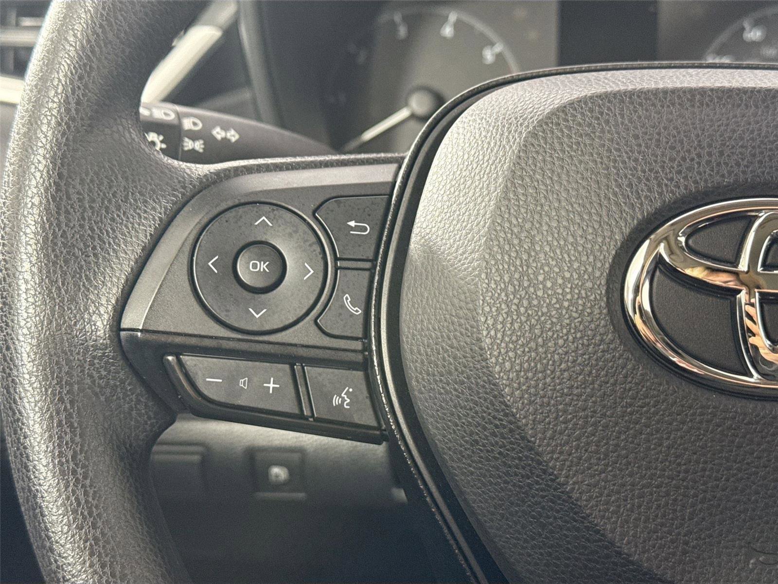 Certified 2025 Toyota Corolla LE image 17