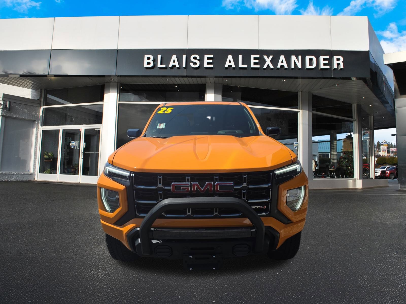 New 2025 GMC Canyon AT4 w/ Nightfall Edition image 9