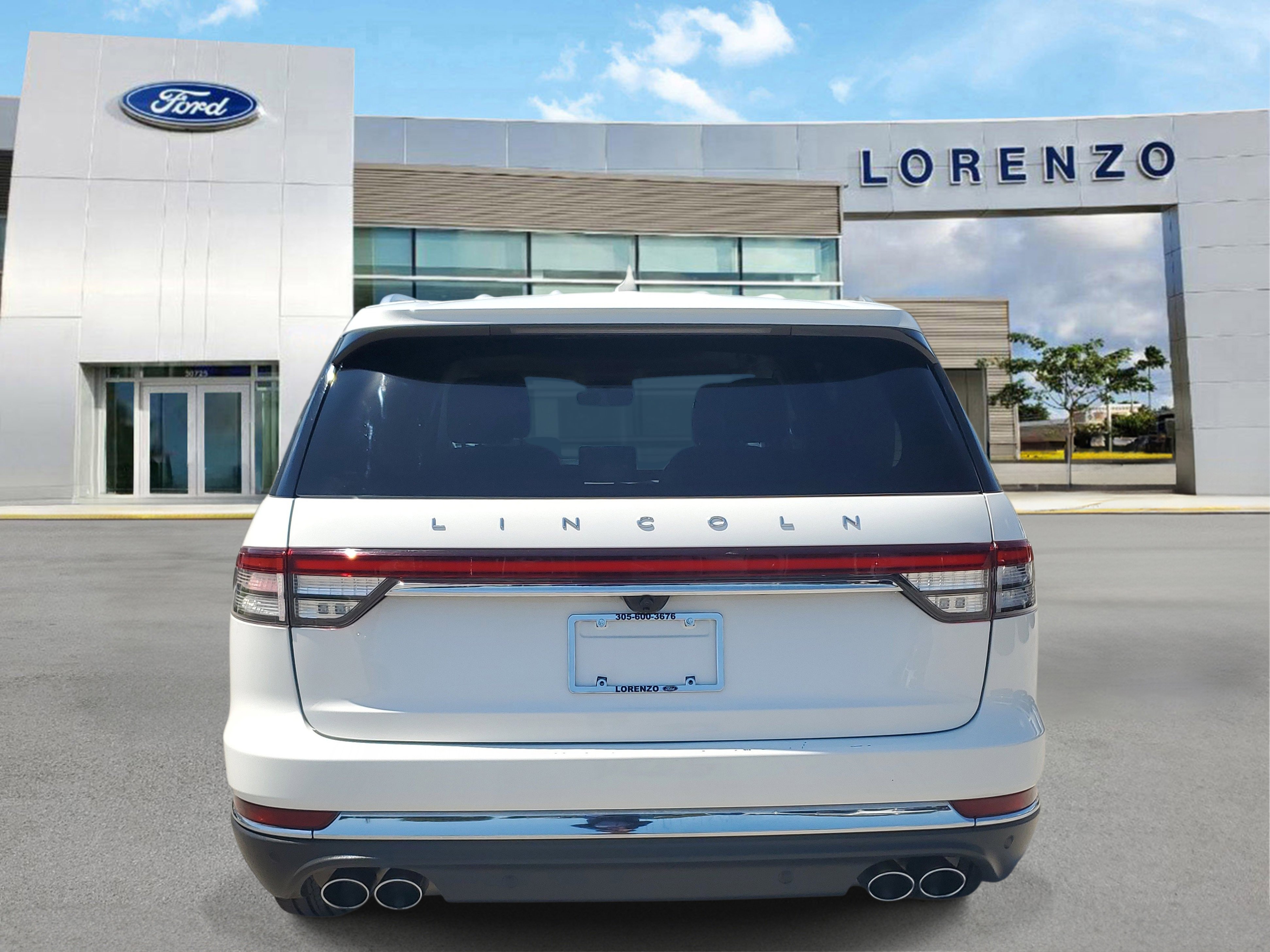Used 2022 Lincoln Aviator Reserve image 6