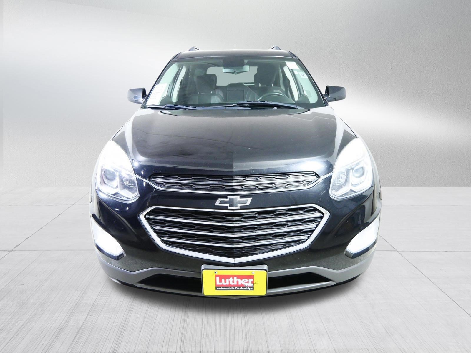 Used 2017 Chevrolet Equinox LT w/ Convenience Package AWD/4WD image 2