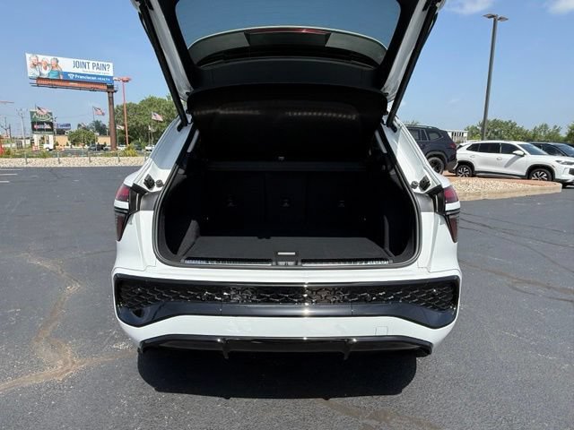New 2026 Audi Q3 quattro 2.0T AWD/4WD image 8