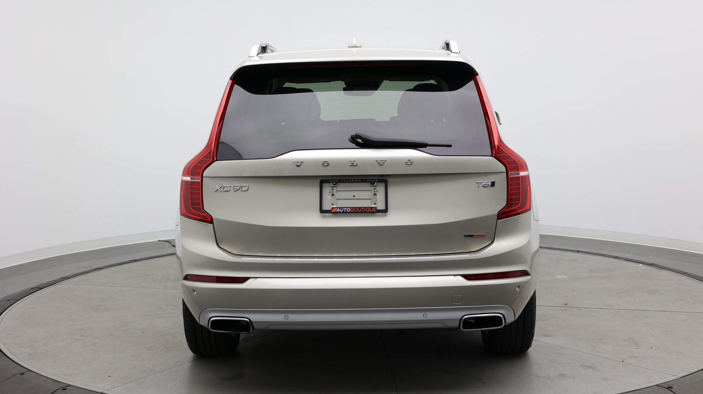 Used 2016 Volvo XC90 T6 Momentum w/ Momentum Plus Package AWD/4WD image 6