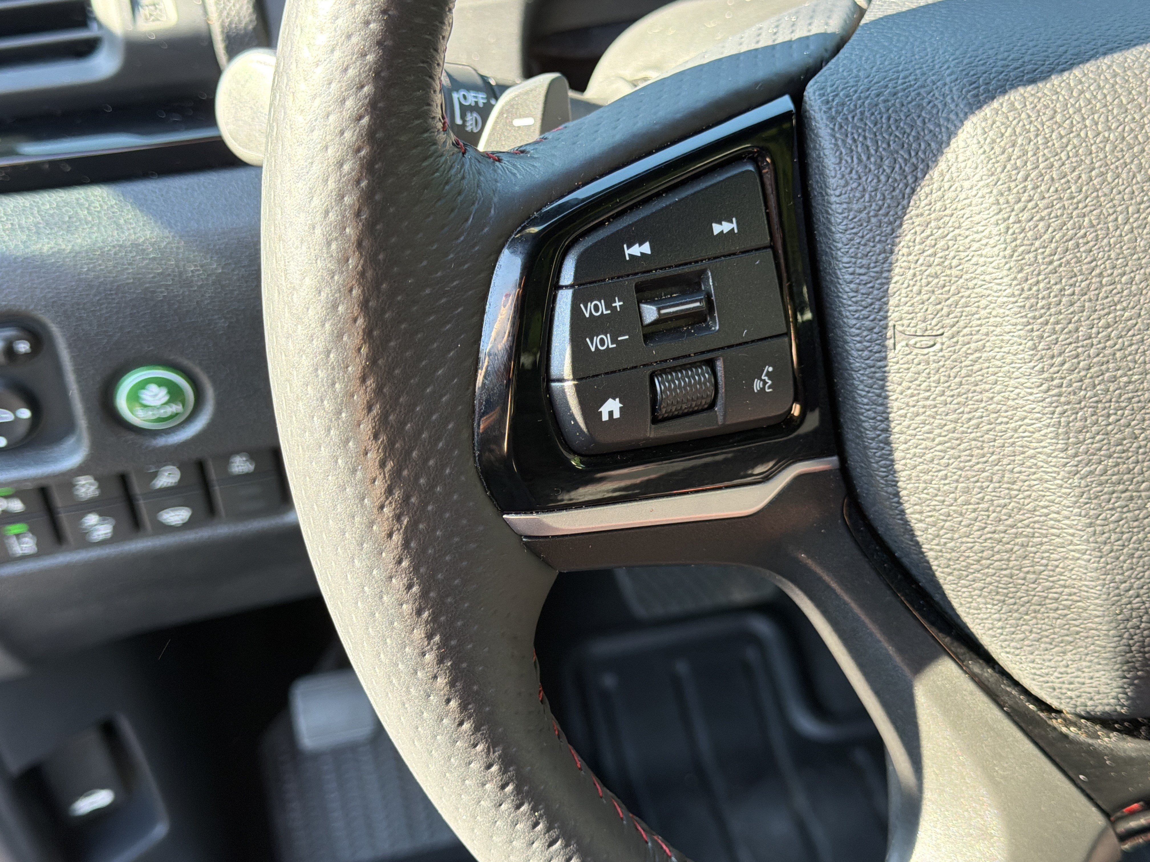Used 2025 Honda Ridgeline Black Edition image 19