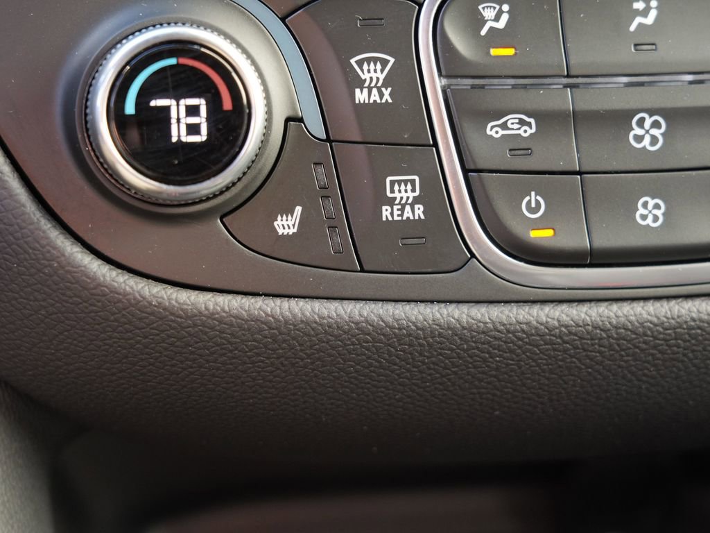 Certified 2024 Chevrolet Equinox RS image 34