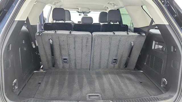 Used 2025 Ford Explorer Active RWD image 10