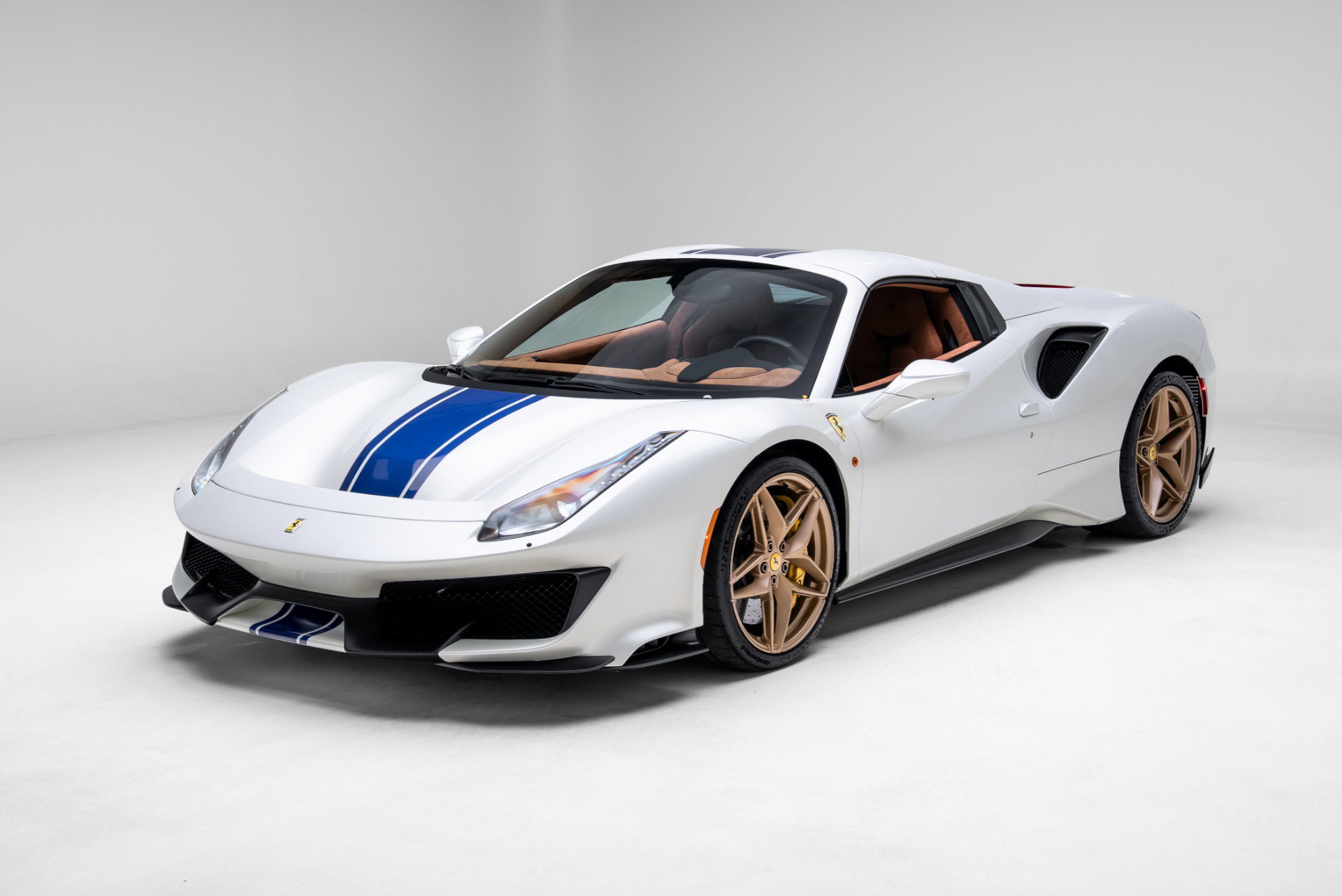 Used 2020 Ferrari 488 Pista image 36