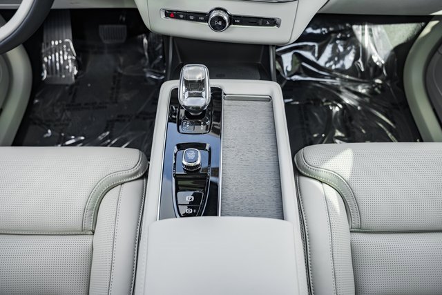 New 2026 Volvo XC90 B6 Ultra w/ Protection Package Premier image 26