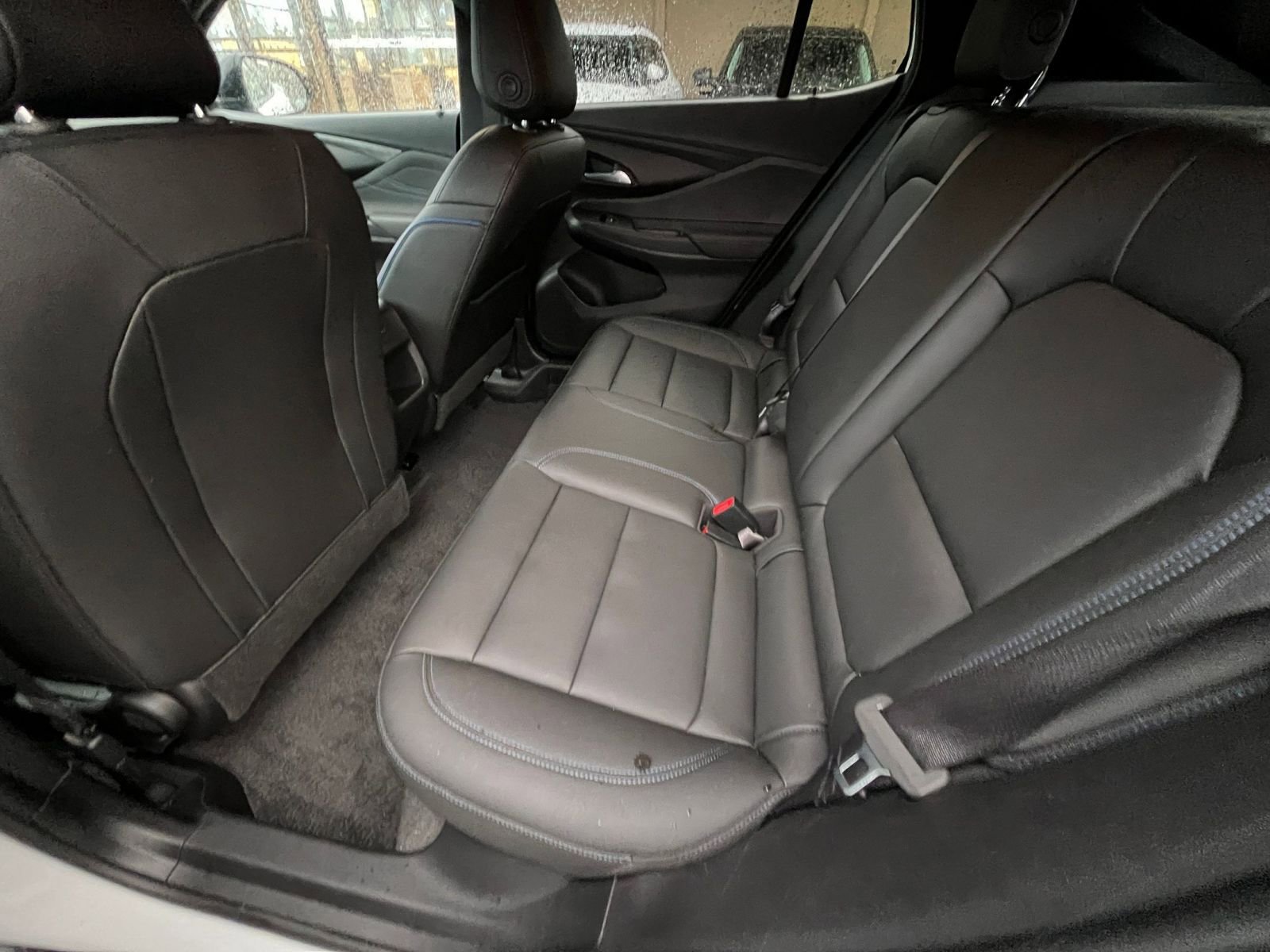 Used 2025 Buick Envista Sport Touring image 27