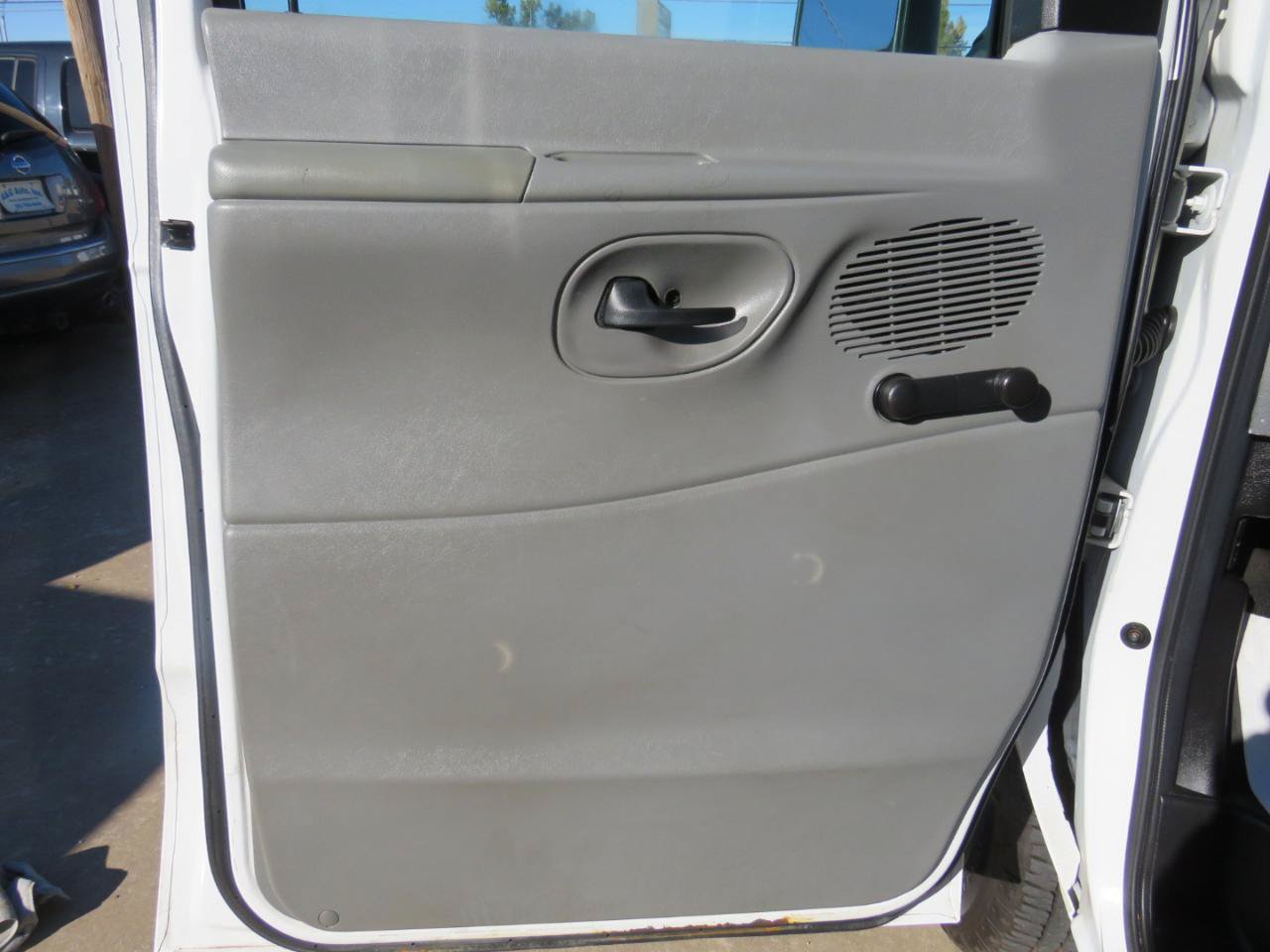 Used 2008 Ford E-250 and Econoline 250 RWD image 16