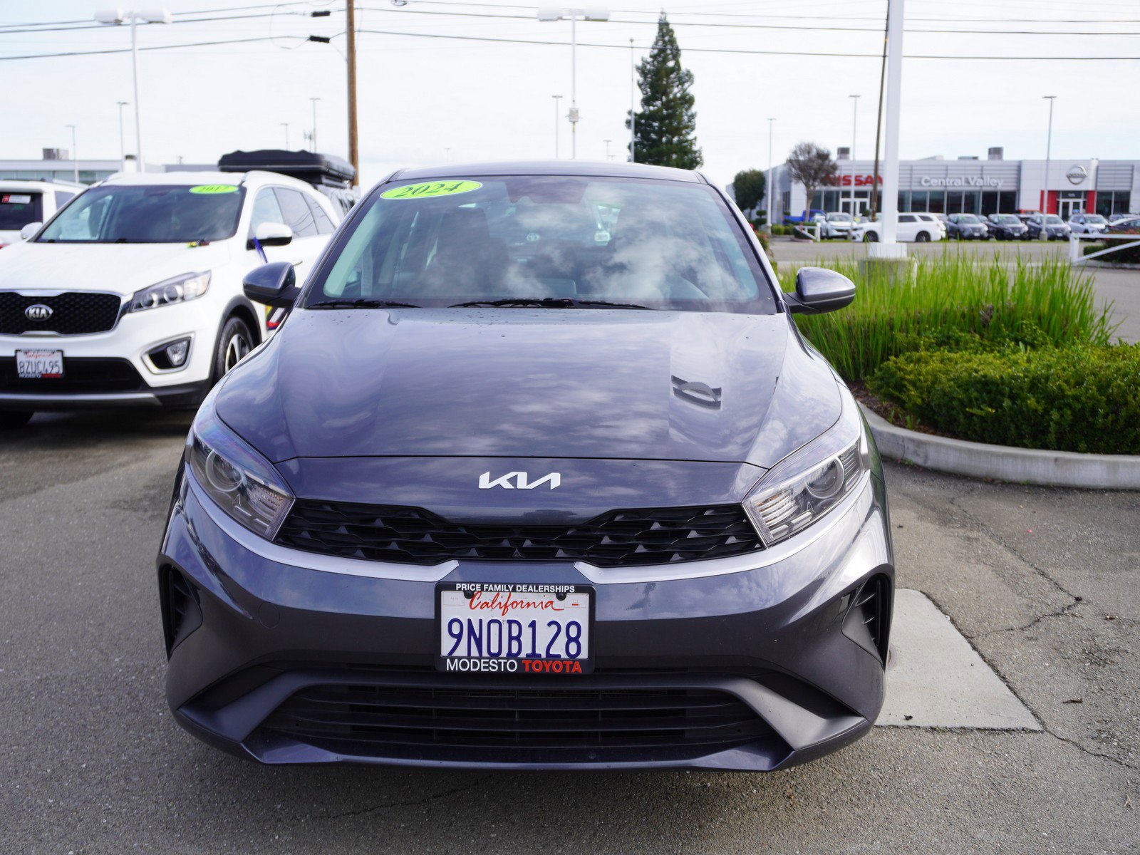 Used 2024 Kia Forte LXS image 4