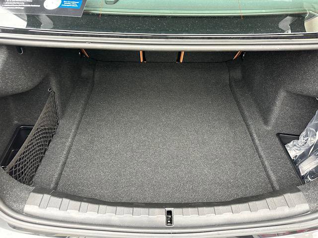 Certified 2025 BMW 330i xDrive 330i xDrive Sedan w/ Premium Package image 13