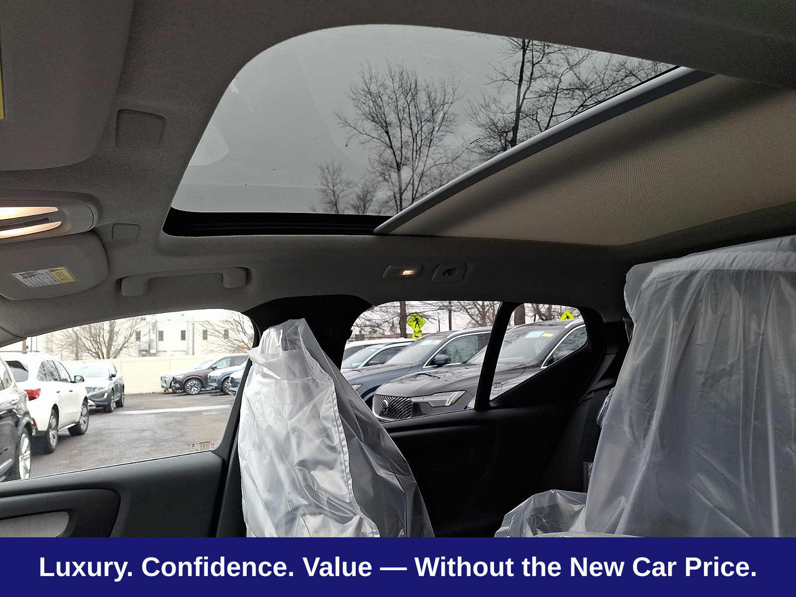 New 2026 Volvo XC40 B5 Ultra w/ Protection Package Premier AWD/4WD image 11