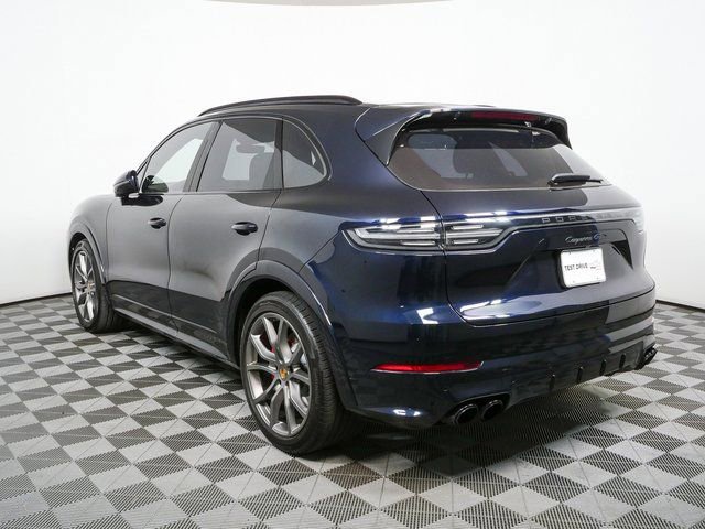 Certified 2023 Porsche Cayenne GTS image 3