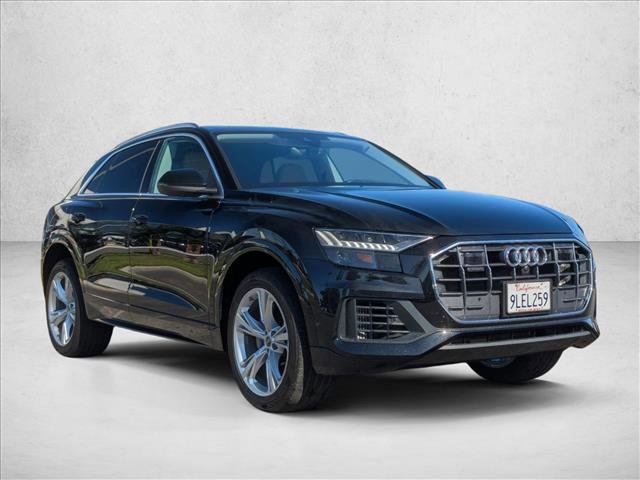 Used 2023 Audi Q8 Premium w/ Convenience Package image 3