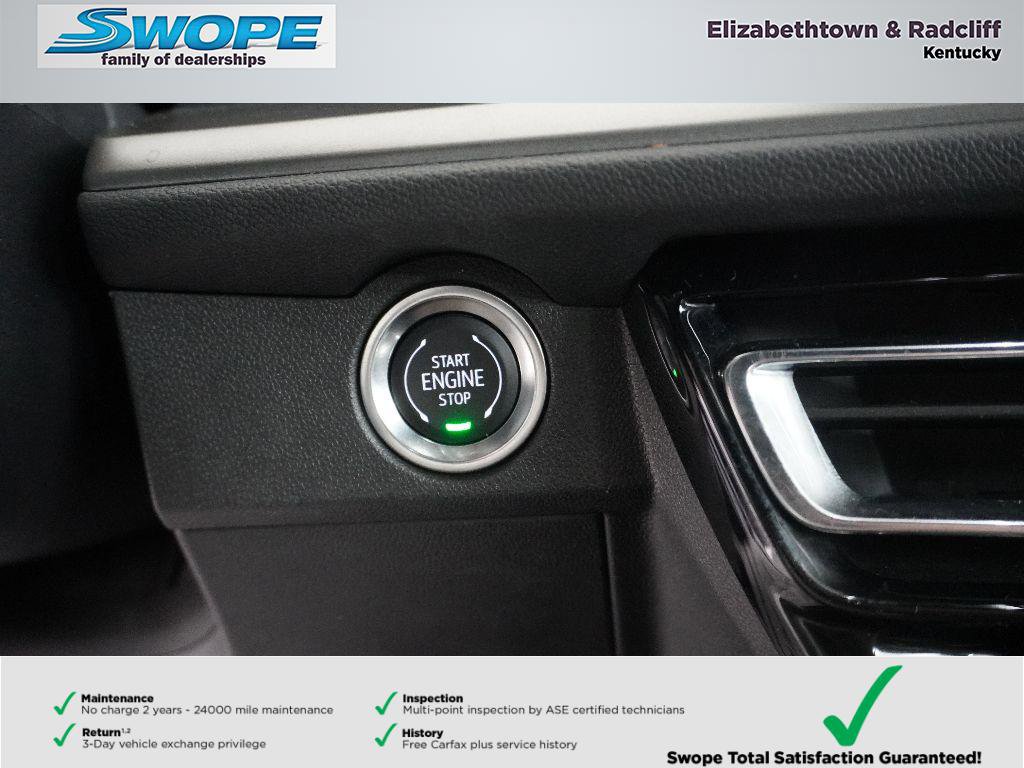 Used 2025 Chevrolet Traverse LT image 23