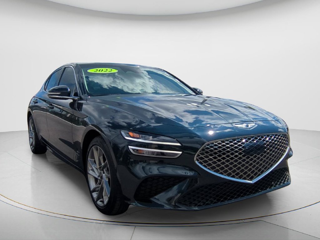 Used 2022 Genesis G70 2.0T RWD image 3