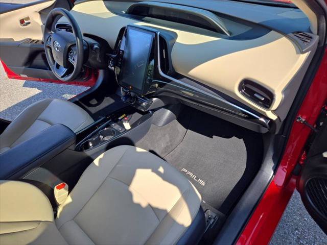 Used 2019 Toyota Prius Limited w/ Premium Convenience Package FWD image 33