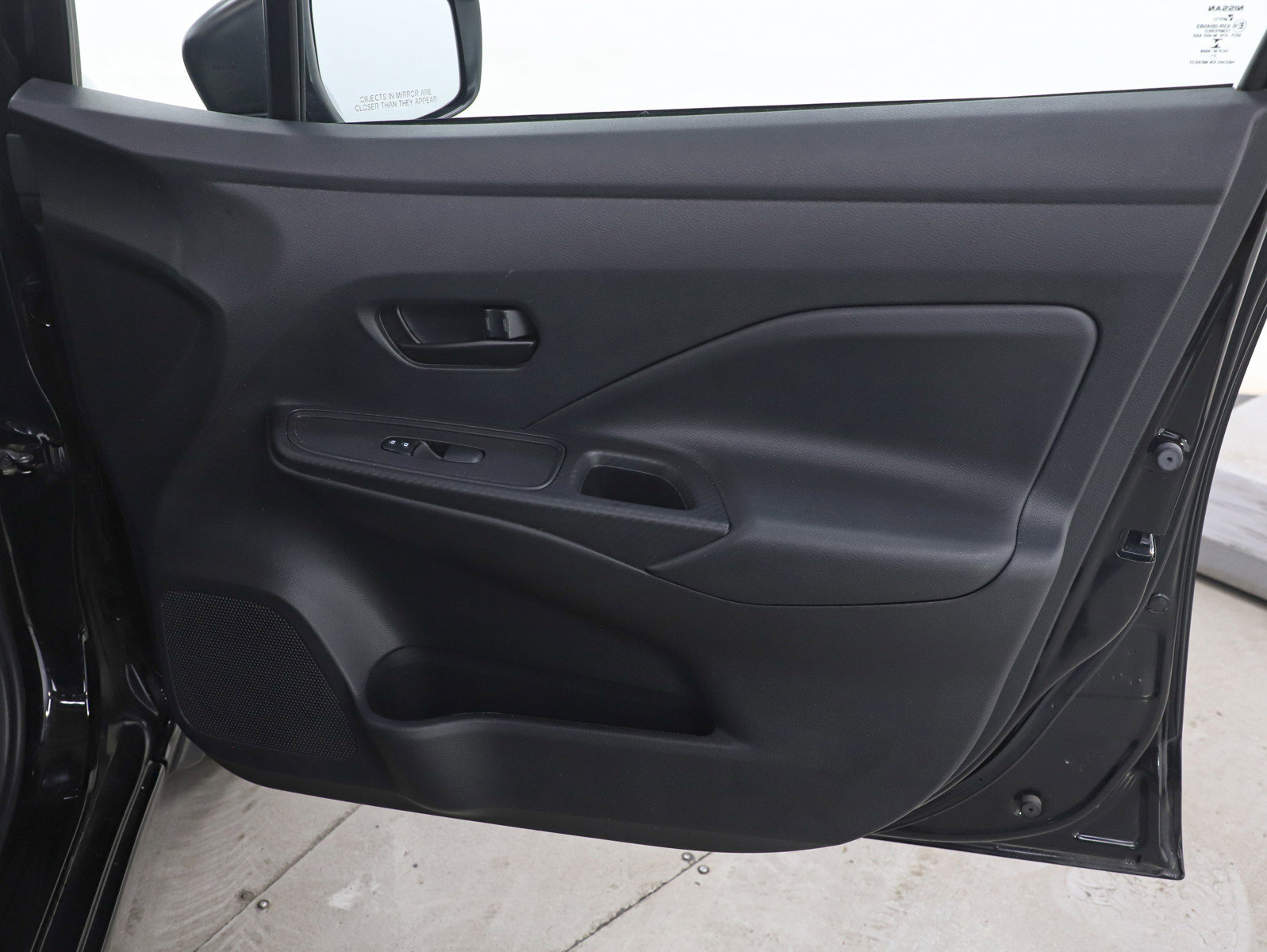 Used 2021 Nissan Versa S image 9