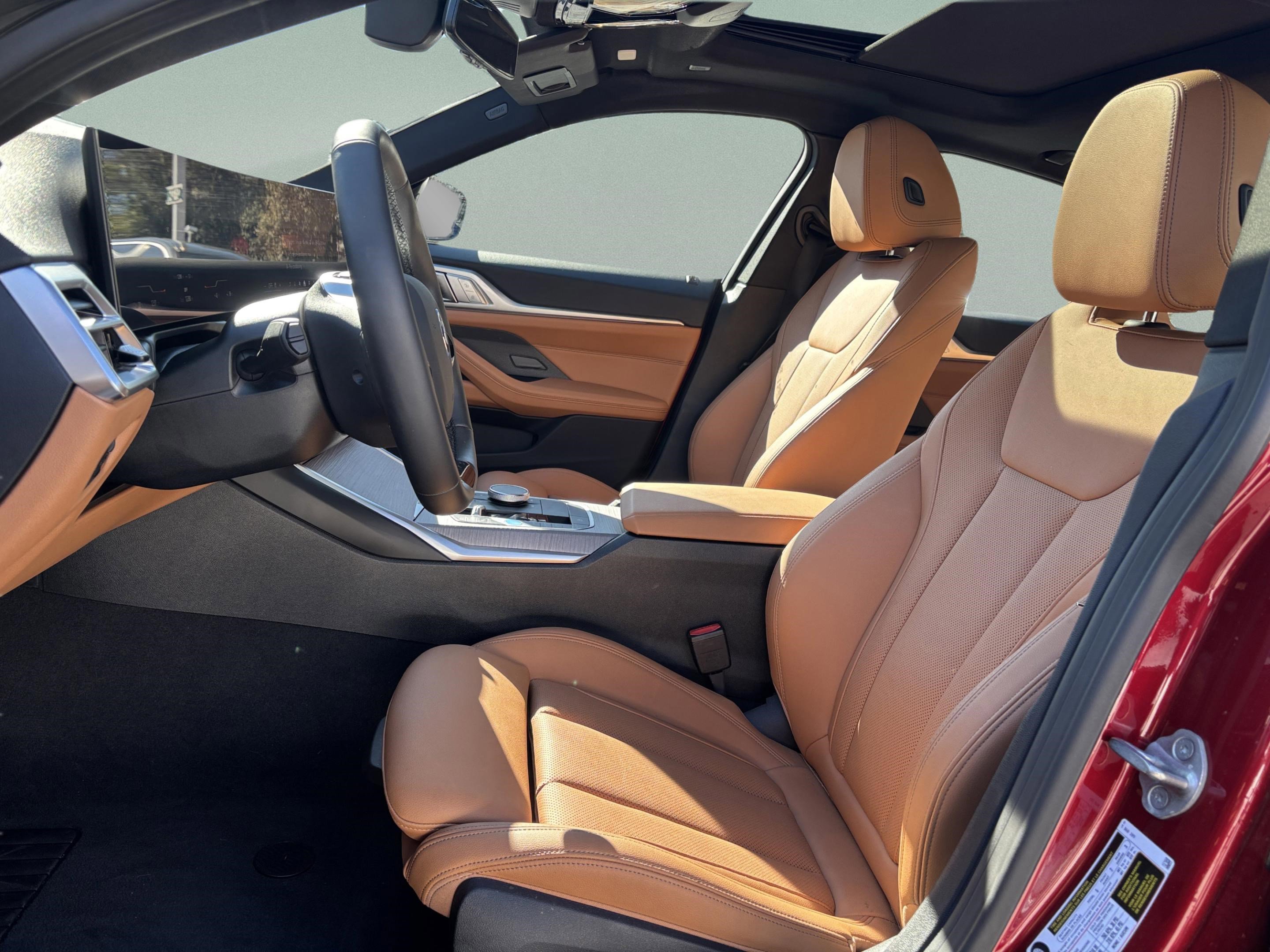 Used 2025 BMW i4 xDrive40i w/ Premium Package image 18