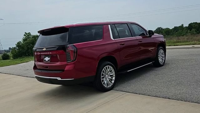 New 2026 Chevrolet Suburban LS w/ Max Trailering Package AWD/4WD image 8