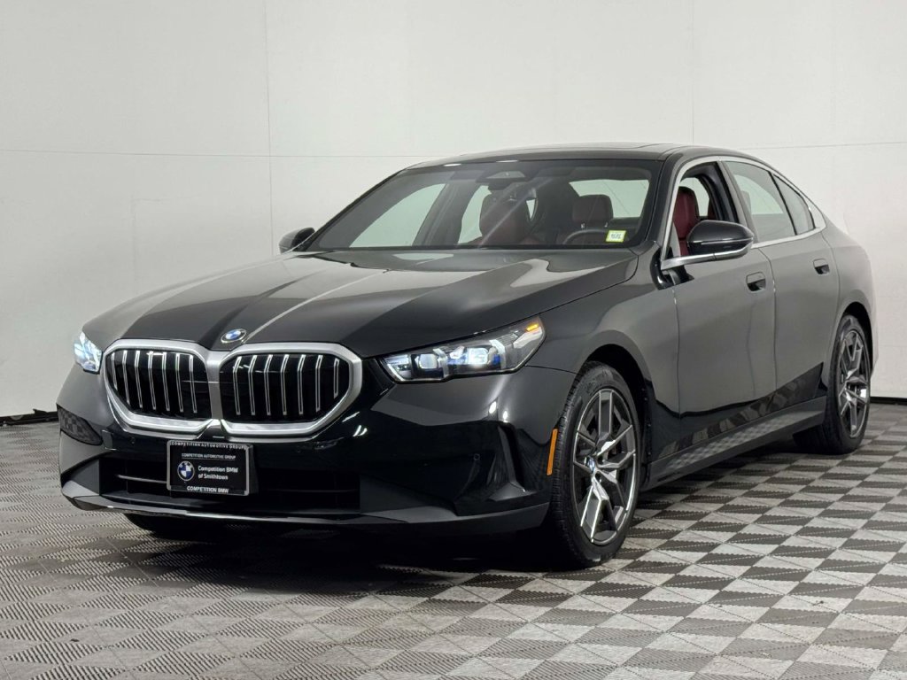 Used 2026 BMW 530i xDrive AWD/4WD image 7