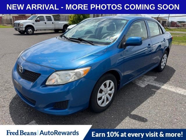 Used 2010 Toyota Corolla LE FWD image 3