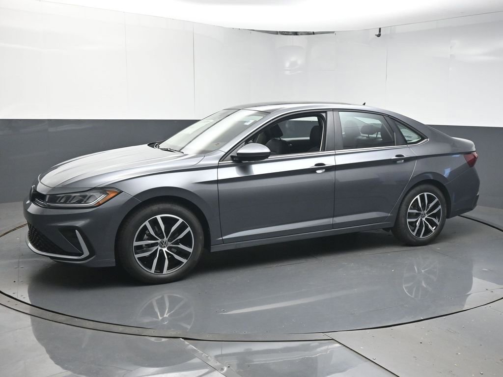 New 2026 Volkswagen Jetta SE FWD image 4