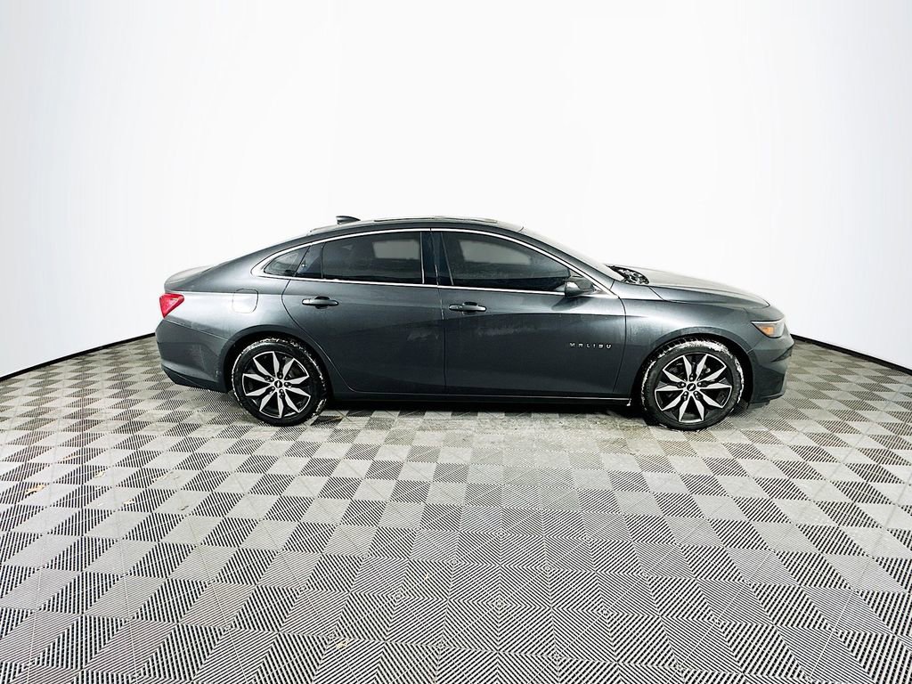 Used 2016 Chevrolet Malibu LT w/ Leather Package image 11