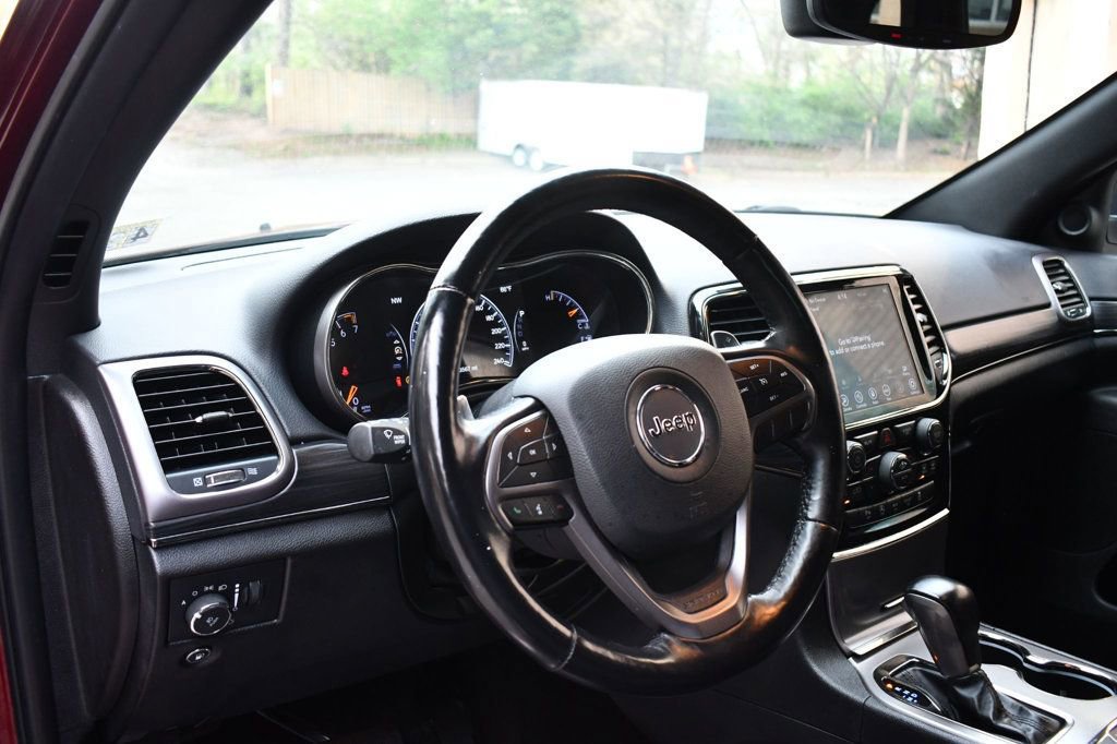 Used 2021 Jeep Grand Cherokee Limited X image 23