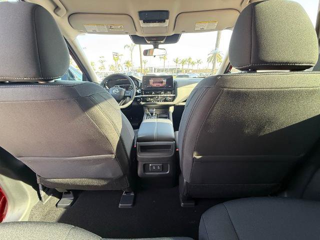 New 2026 Nissan Pathfinder SV image 13