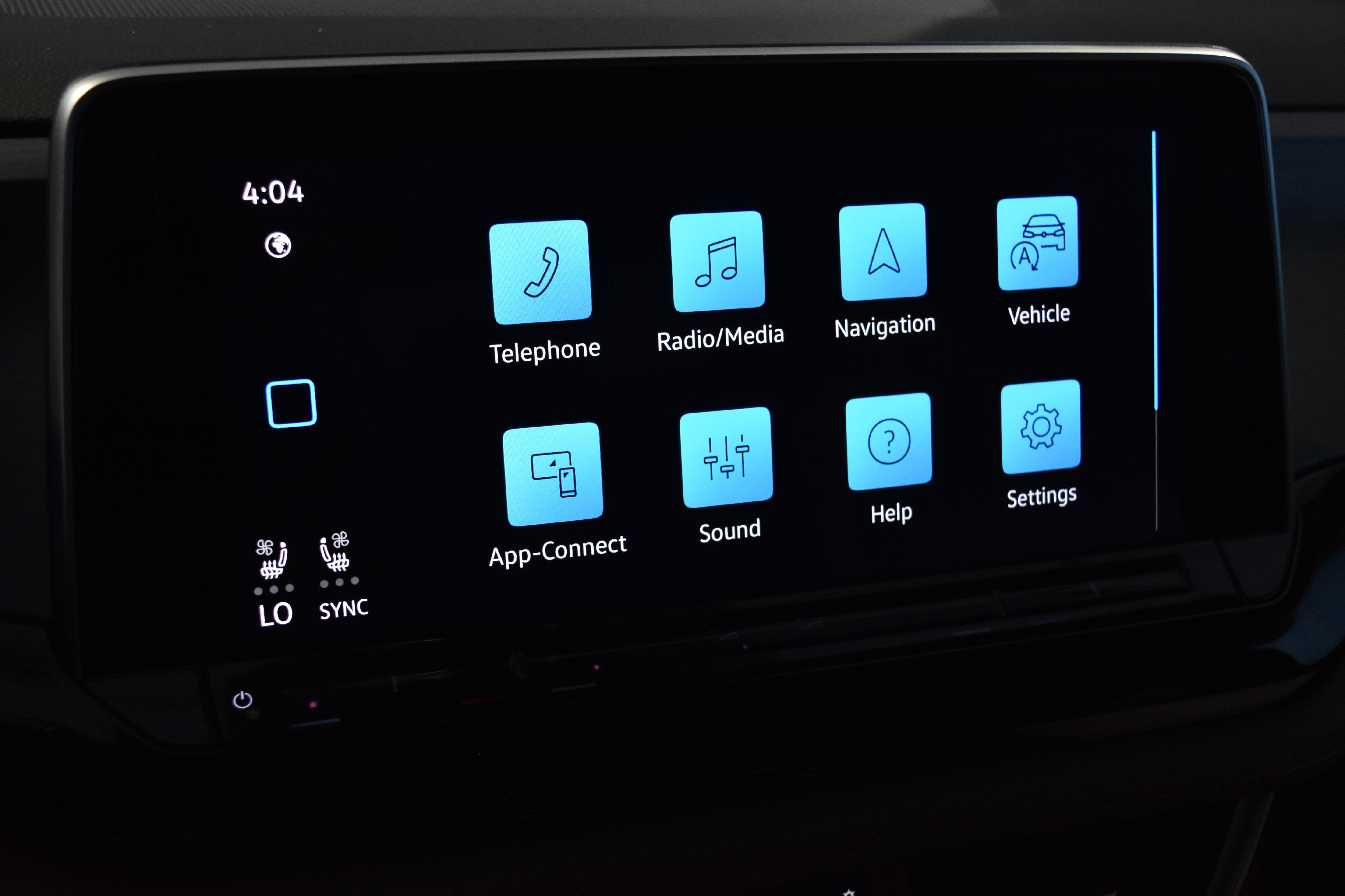 New 2025 Volkswagen Atlas Cross Sport SE image 9