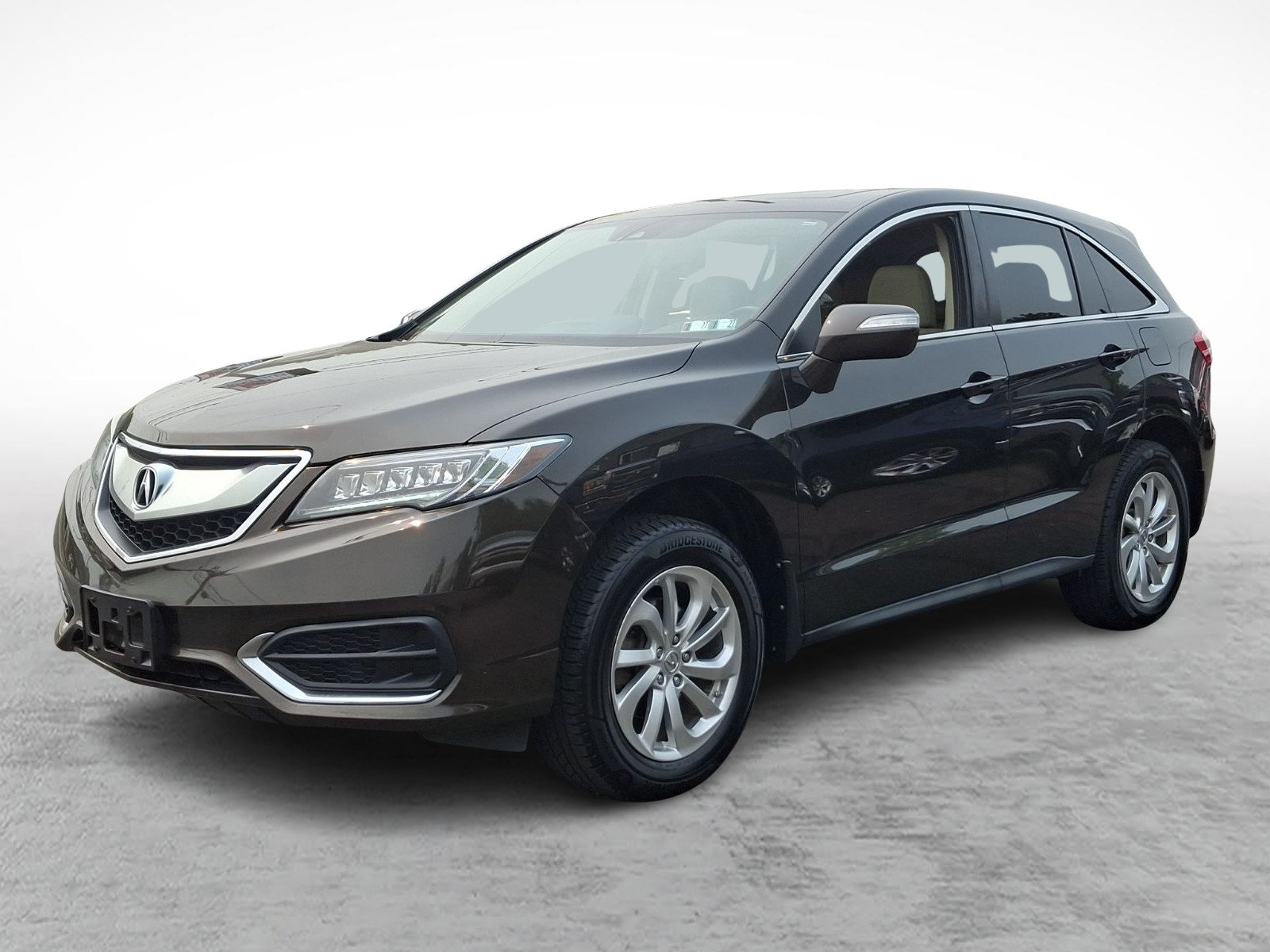 Used 2017 Acura RDX w/ Technology Package AWD/4WD image 3