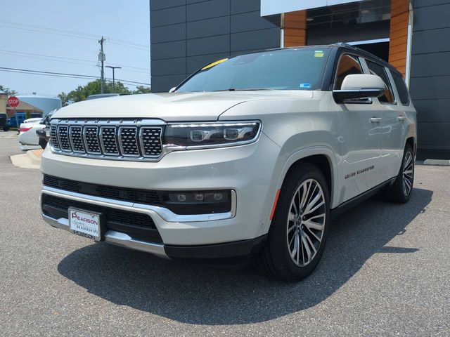Used 2022 Jeep Grand Wagoneer Series III w/ Flexible Seating Group AWD/4WD image 8