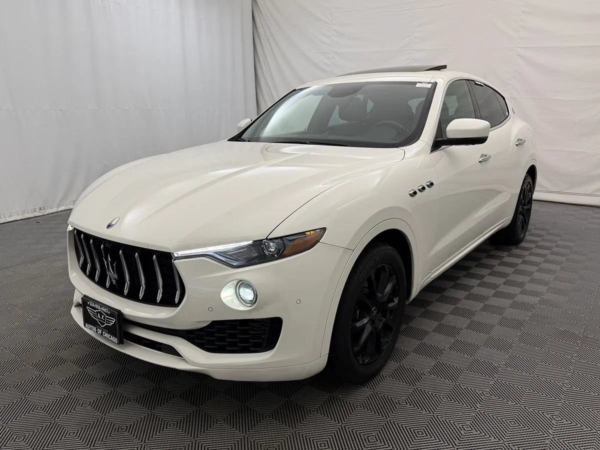 Used 2020 Maserati Levante S AWD/4WD image 2