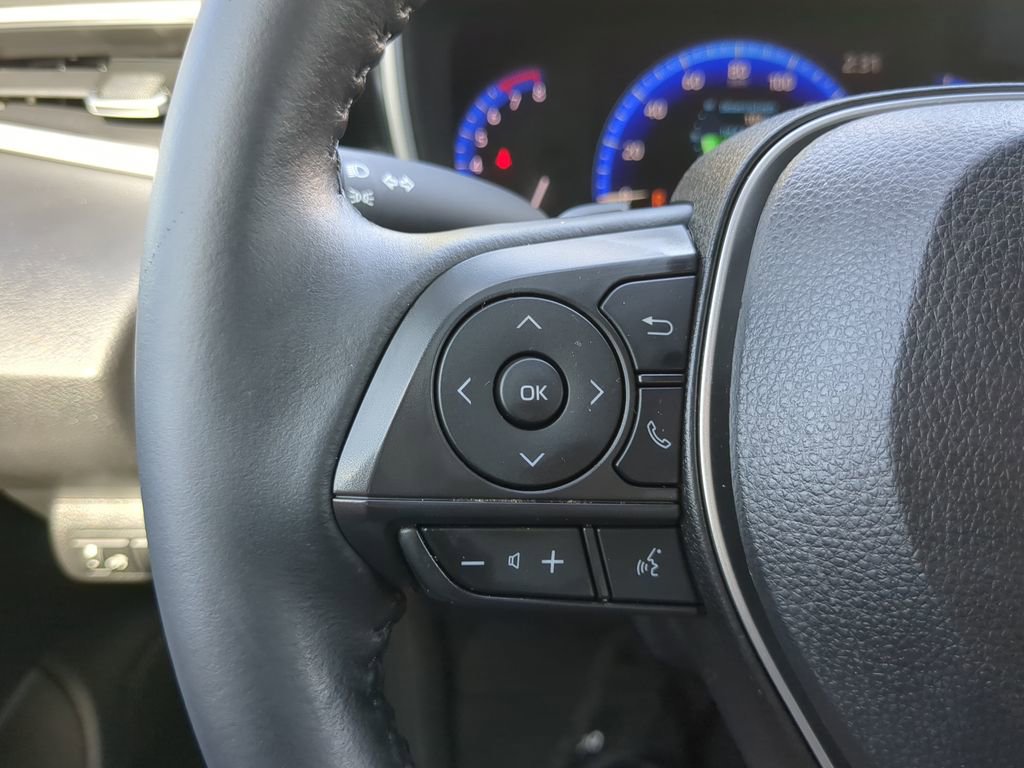 Used 2022 Toyota Corolla XSE image 30