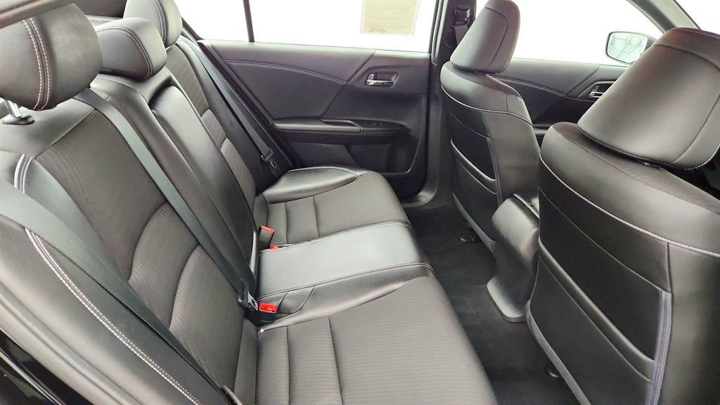 Used 2016 Honda Accord Sport image 23