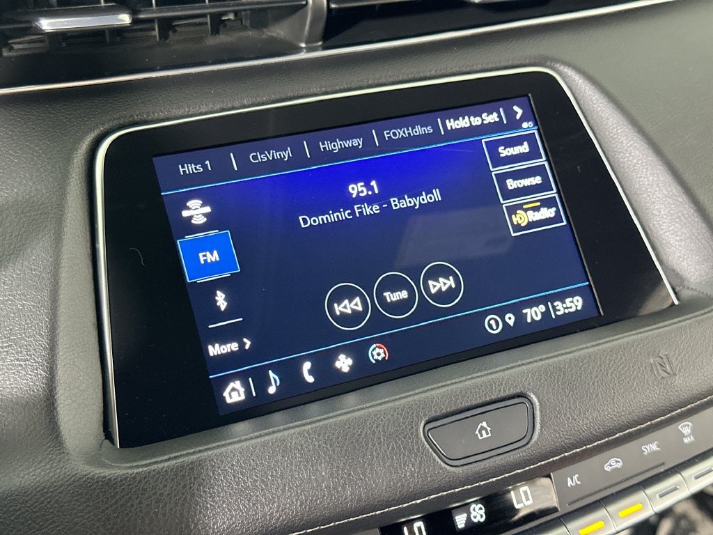 Used 2021 Cadillac XT4 Premium Luxury w/ Trailering Package AWD/4WD image 31