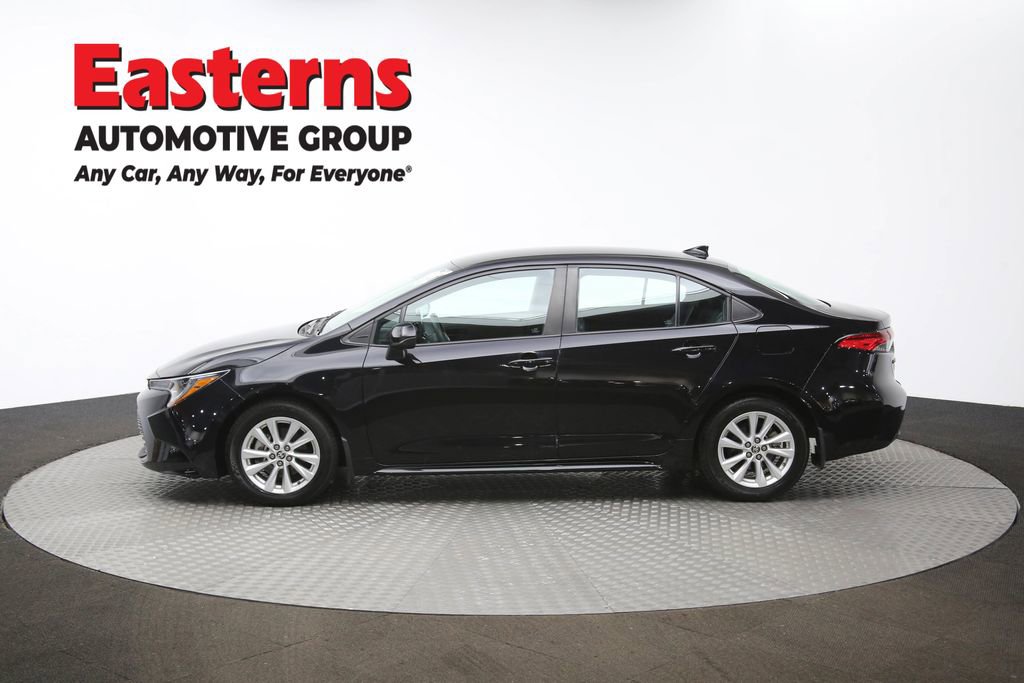 Used 2023 Toyota Corolla LE w/ LE Convenience Package image 59